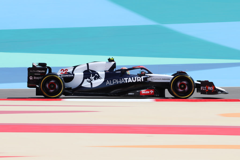 AlphaTauri AT04 F1 car