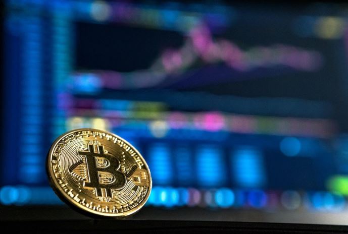 Data from CryptoCompare shows that the price of Bitcoin surged from around $22,000 at the beginning of last week to now change hands above the $28,000