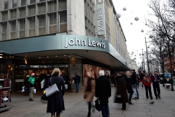 Retail sales volumes fell by 0.9 per cent in September, following a rise of 0.4 per cent in August, as the month proved to be another wash out for the sector.&nbsp;