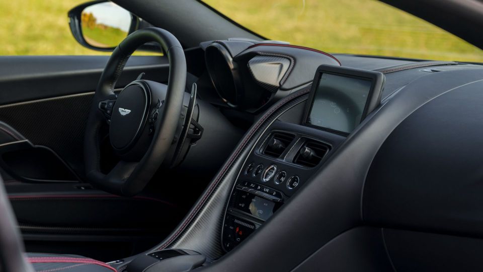 Aston Martin DBS 770 Ultimate