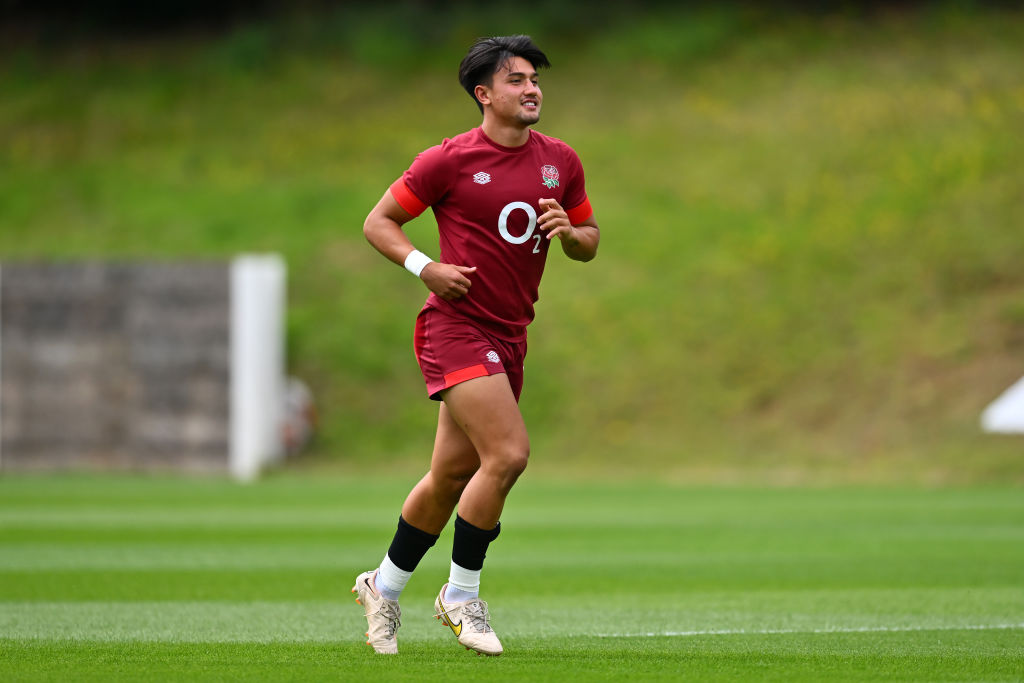Blockbuster England fly-half Marcus Smith has penned a contract extension with Harlequins, the club confirmed this morning.