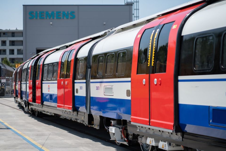 First Piccadilly line train