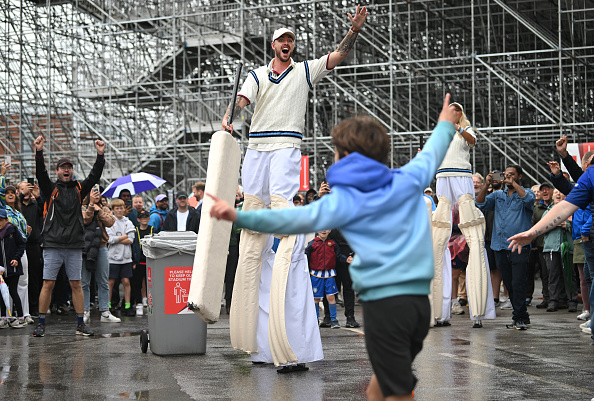 The men&rsquo;s and women&rsquo;s Ashes series saw a combined attendance of 655,000 this summer as records were shattered over the last six weeks.