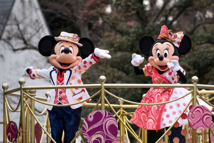 Disney beat expectations in its most recent quarter as it forays into the lucrative gaming market with a $1.5bn investment in Epic Games.