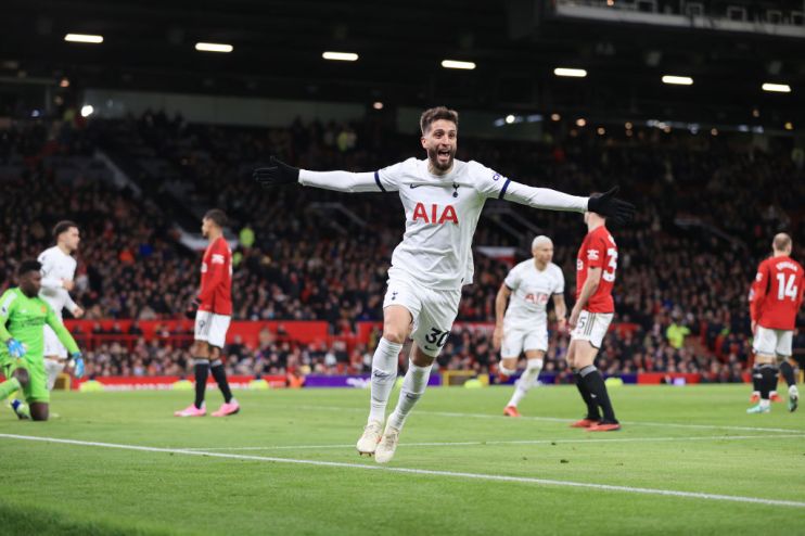 Manchester United v Tottenham Hotspur - Premier League