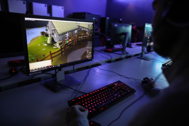 RuneScape is one of the first modern massively multiplayer online role-playing games (MMORPG).