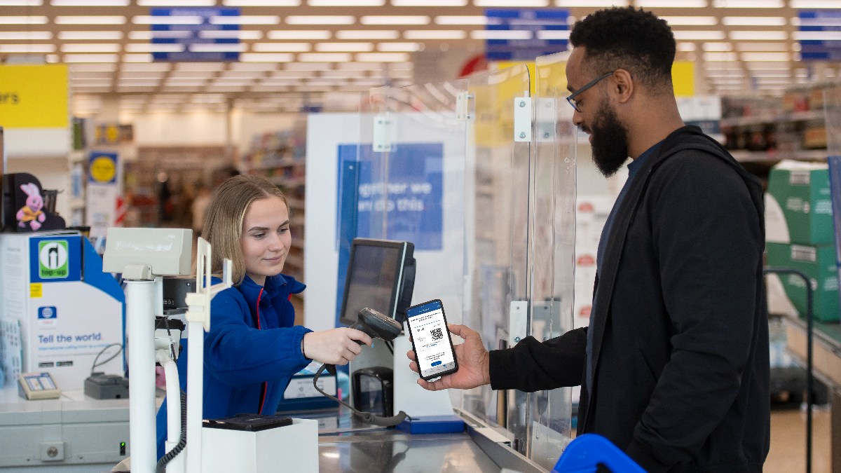 Aldi chief backs crackdown on supermarket loyalty discounts