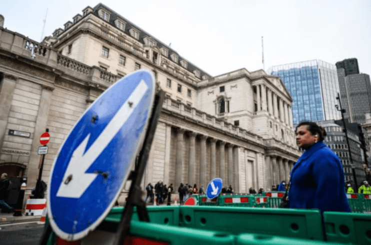 Although the UK fell into a recession in the second half of last year, most economists are confident that growth will return this year.