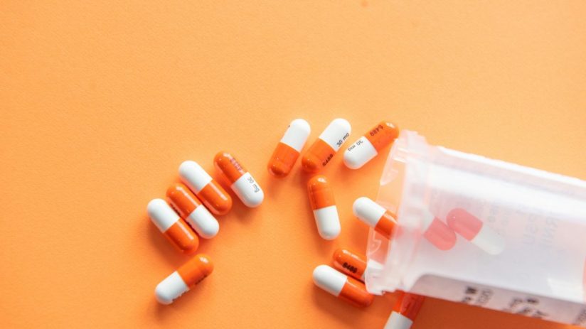 Changing local health services by increasing the role of local pharmacies has failed to improve patient care, an expert warns.