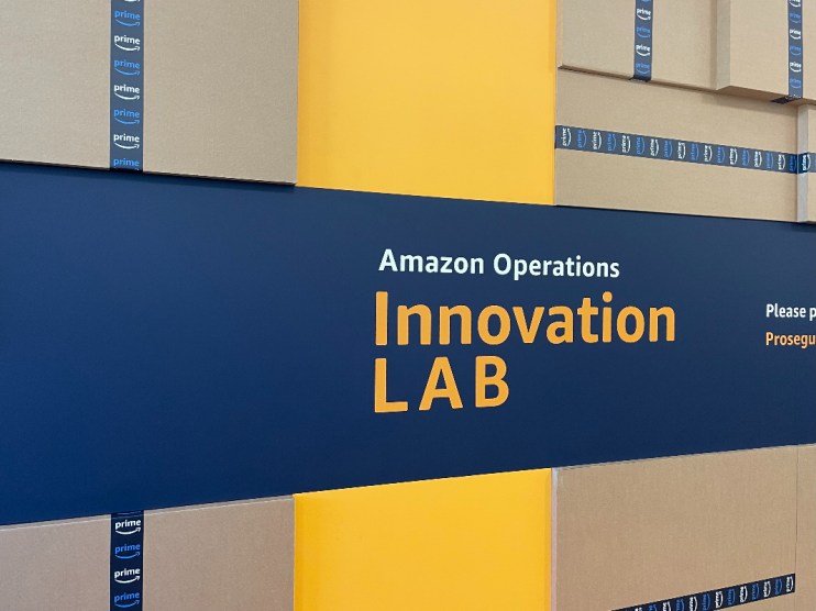 Amazon has been busy developing a fleet of robots such as the Universal Robotic Labeller (URL) to help its staffers sort and pack products.