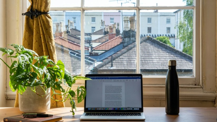 Flexible jobs market is booming as employees won't budge on demands to return-to-office (Photo by Mikey Harris)