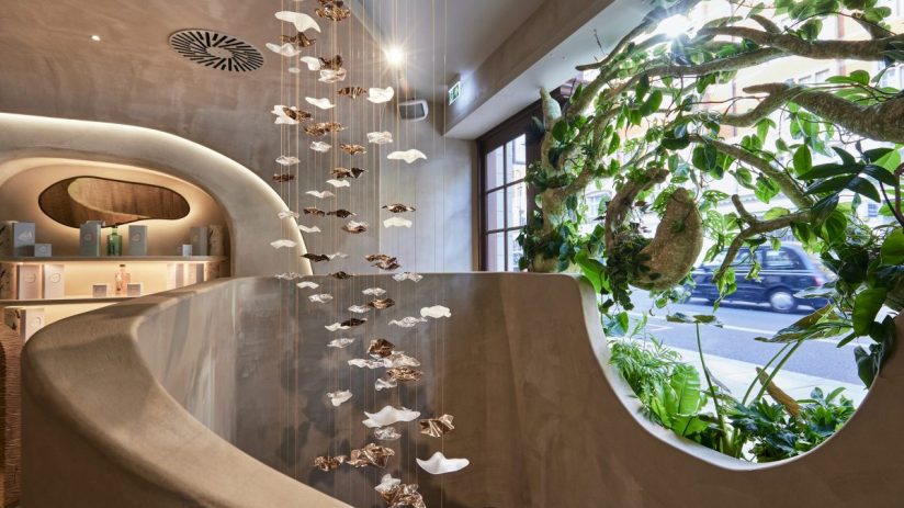 Morning Wire tried out the UK's only hydro bed for a hydro massage treatment at The HVN in Knightsbridge