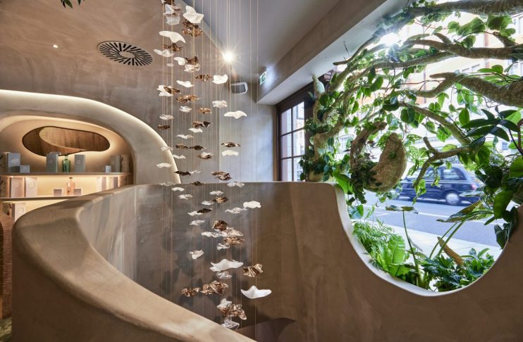 Morning Wire tried out the UK's only hydro bed for a hydro massage treatment at The HVN in Knightsbridge