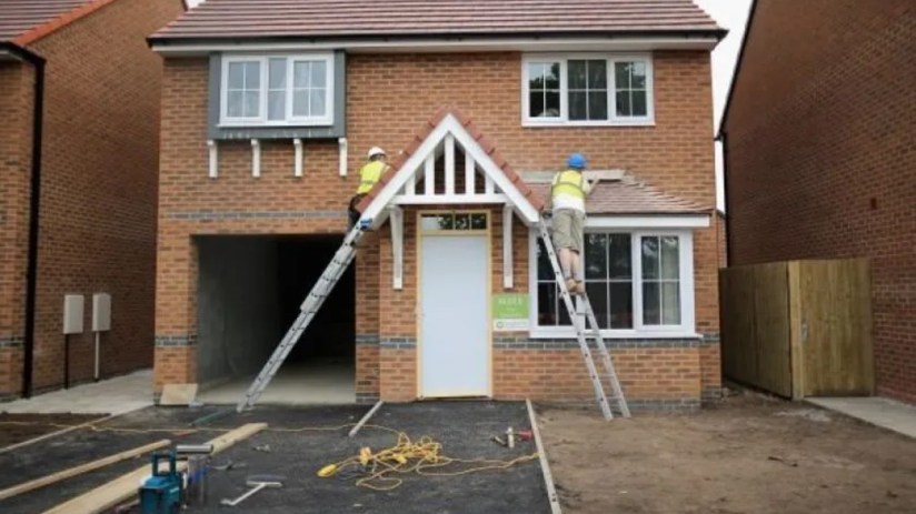 One of Scotland's biggest housebuilders Springfield Properties has won a &pound;6.3m contract to build more affordable housing in the region.&nbsp;