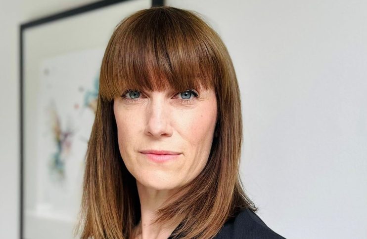 Alex Ralph, fund manager of Nedgroup&rsquo;s Global Strategic Bond Fund, talks about buying bonds in an election year and her biggest mistake.