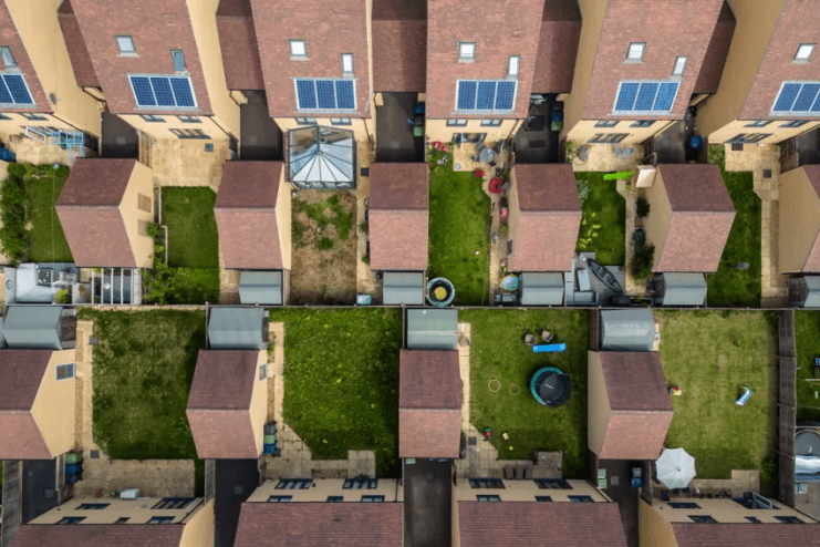 Lendinvest operates an online marketplace for property finance.