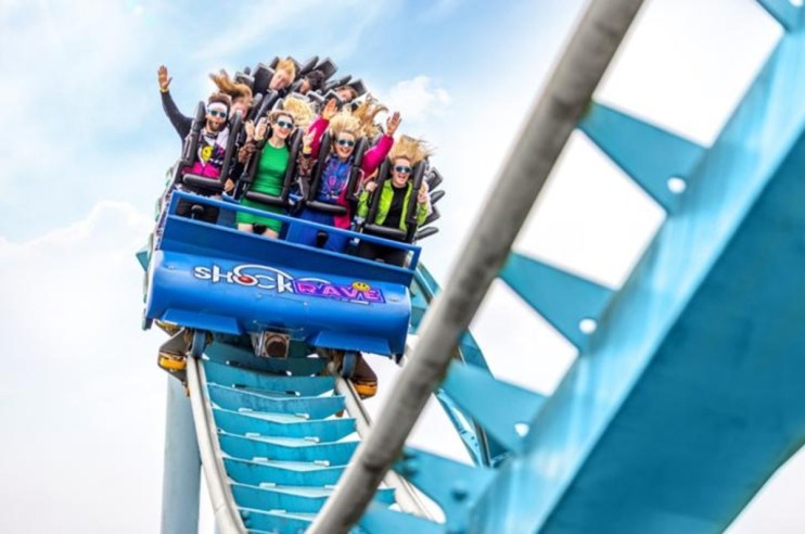 Shockwave roller coaster at Drayton Manor