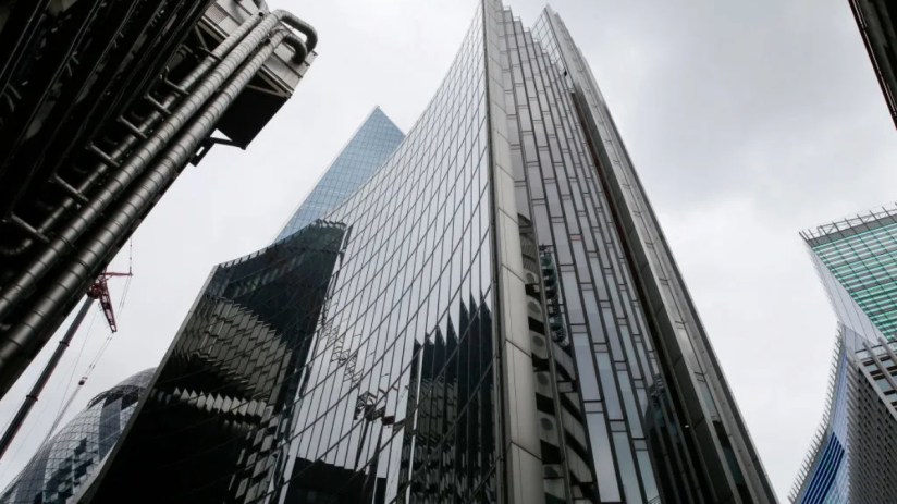 A tall office made of glass