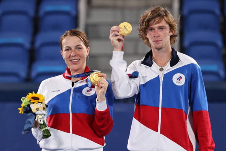 Olympics chiefs have been urged to ban Russian and Belarusian athletes &ndash; including tennis stars Andrey Rublev and Mirra Andreeva &ndash; from Paris 2024 after they were accused of violating rules for &ldquo;neutral&rdquo; competitors.&nbsp;