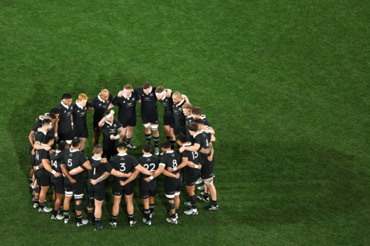 There has been a lot of talk this week about the history of playing the All Blacks at Eden Park being a heavy burden for Steve Borthwick&rsquo;s England team to shoulder.