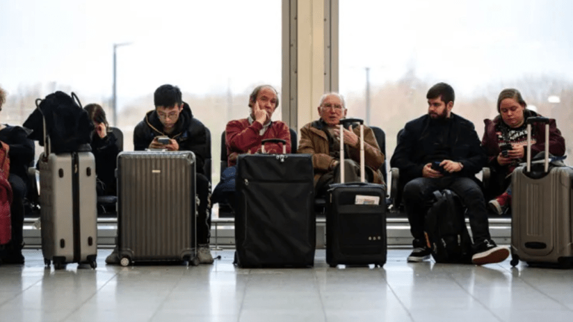 Flight Centre has recorded a record profit after a pick-up in corporate travel