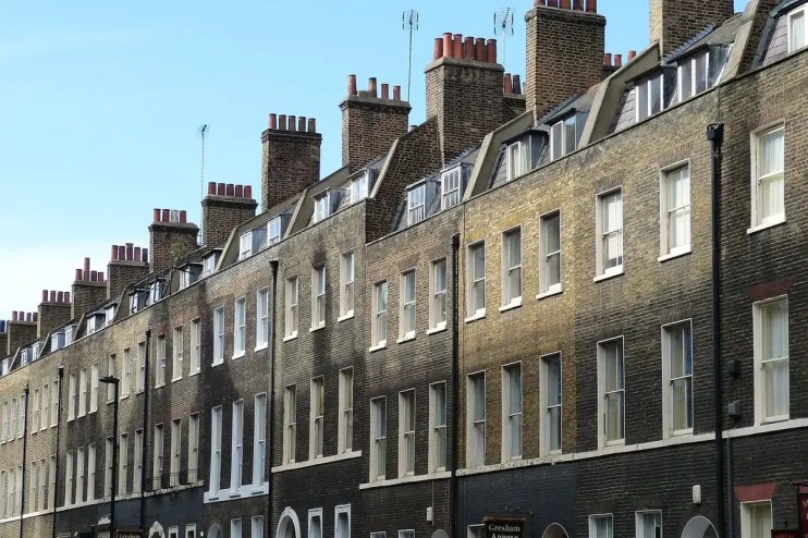 House prices are stalling amid pre-Budget fears.