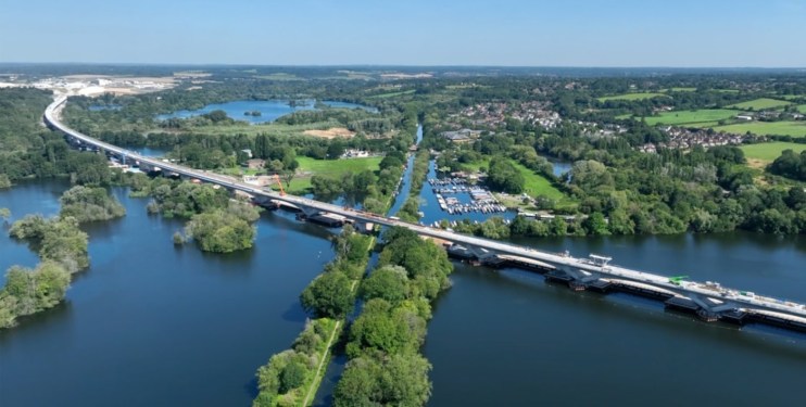 The final deck segment of the 2.1 mile long Colne Valley Viaduct was fixed into place on Thursday by HS2 engineers.