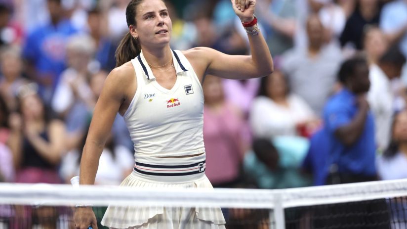 Chances of back-to-back US Open titles for American women were boosted last night after Emma Navarro beat Paula Badosa at Flushing Meadows.&nbsp;