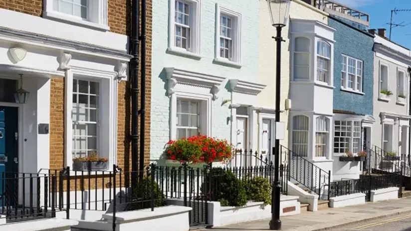 Brits could be missing out on better home insurance deals by failing to shop around