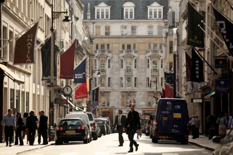 &ldquo;Retailers always find London attractive", CBRE's Graham Barr said.