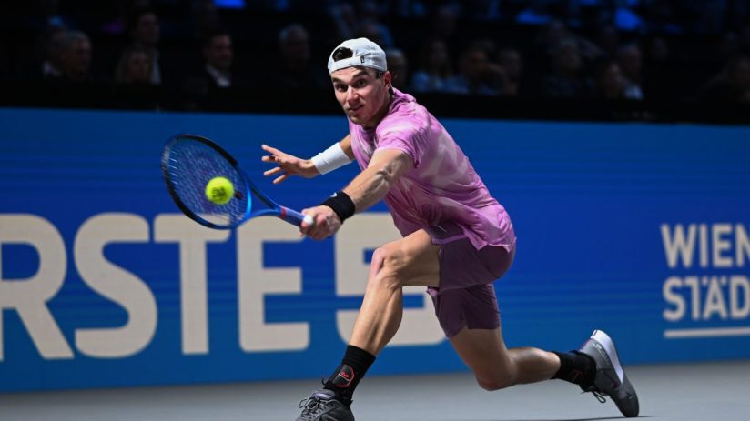 Jack Draper won his first ATP 500 title in Vienna on Sunday with a dominant victory over Karen Khachanov at the Erste Bank Open.