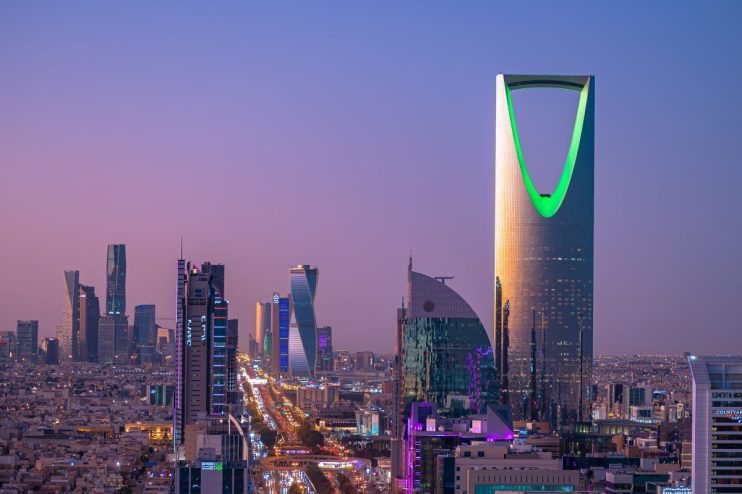 Reed Smith office entrance in Saudi Arabia, representing expansion of international law firms in the Kingdoms legal market