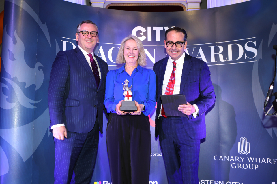 Dianne Crowe, Group Sustainability Director of Reconomy, alongisde Dragon Awards headline partner AON's Peter Rutherford and Oli Barrett. Morning Wire Dragon Awards 2024 at Mansion House. (Credit: Gretel Ensignia)