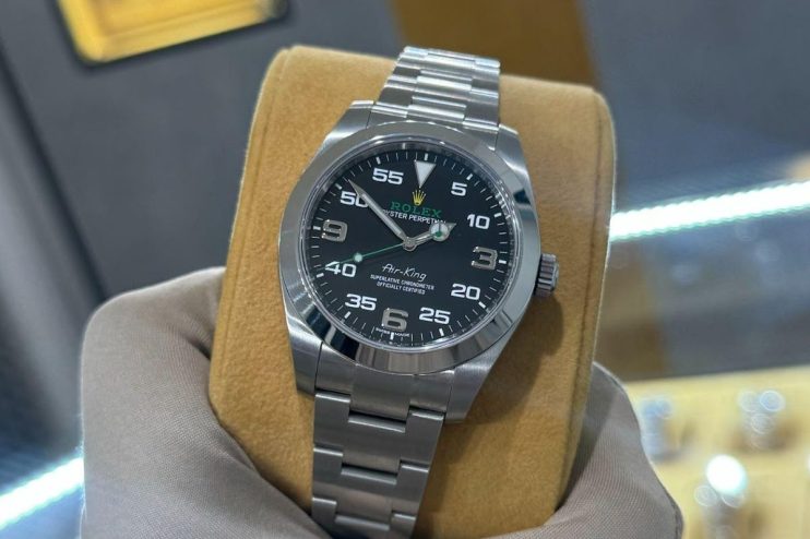 The Rolex Air-King 116900, currently priced at &pound;8,950