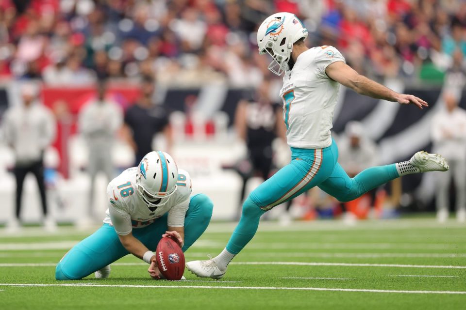 In a historic first for the National Football League (NFL), the Buffalo Bills and the Miami Dolphins have become the first teams to shake hands with private equity. These investments follow the update in August to the NFL&rsquo;s investment and ownership rules allowing private equity minority ownership.