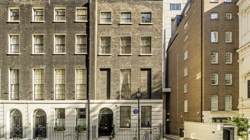 Herman Melville wrote the first draft of Moby Dick at 25 Craven Street