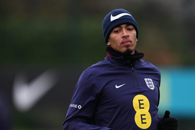 The Football Association (FA) will continue with EE as its lead partner after the telco signed a four-year contract extension.