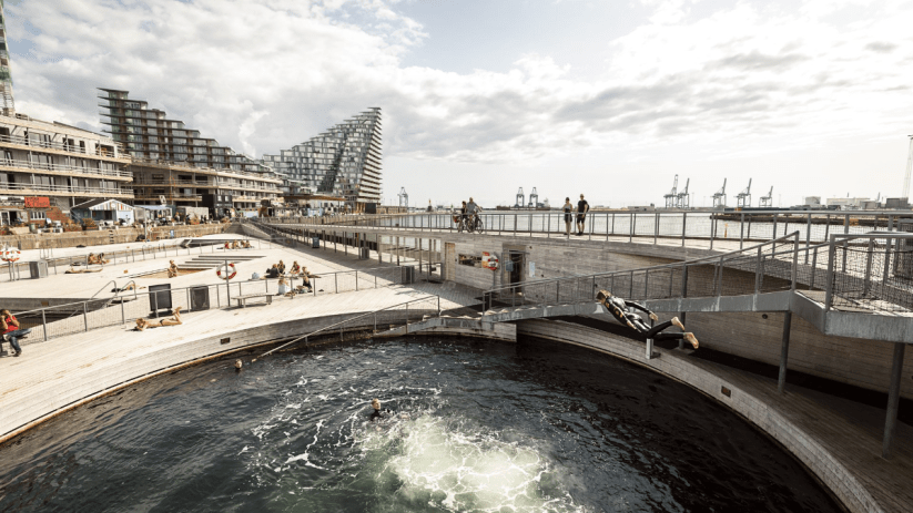 Outdoor free-to-use saltwater pools contribute to the relaxed way of life in Aarhus