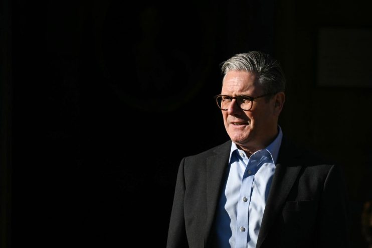 Keir Starmer has said he will publish witness statements relating to the collapsed Chinese spy case in full.