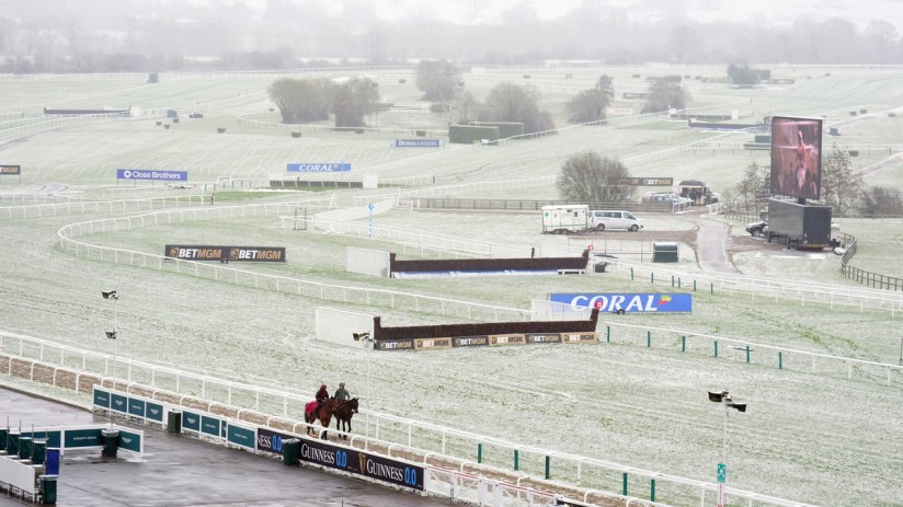 Cheltenham was hit by snow on Wednesday morning ahead of the second day's racing at the festival