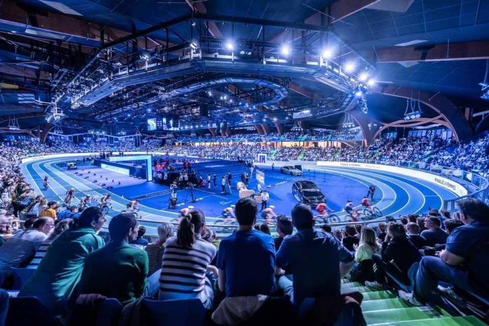 The T1 Indoor Triathlon World Cup is held in a single arena in Lievin, France