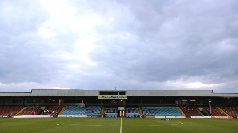 Scunthorpe United fans say they have &ldquo;absolutely dodged a bullet&rdquo; after a potential investment by FC100,000 fell through on Monday.