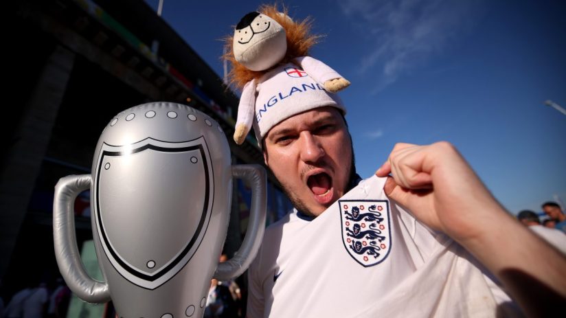 Fans spend more than &pound;1,000 each per sports trip