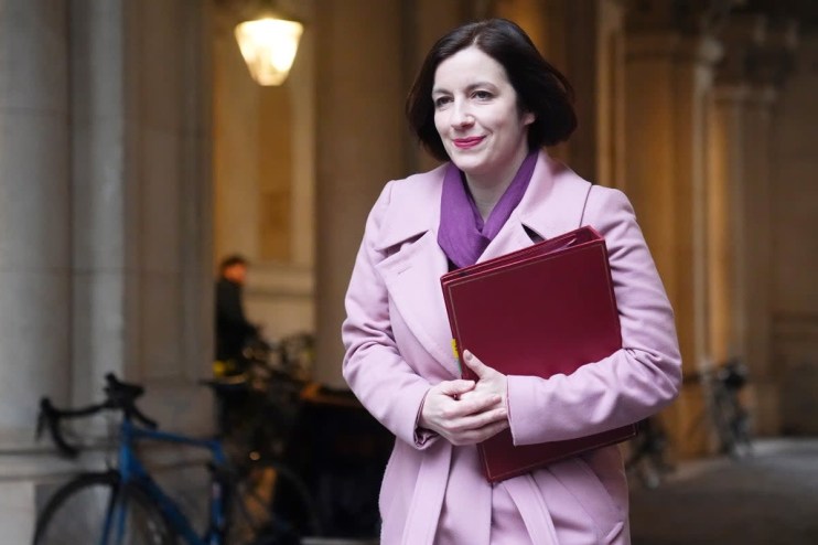 The Education Secretary is set to back guidelines for AI in schools. (Image: PA)