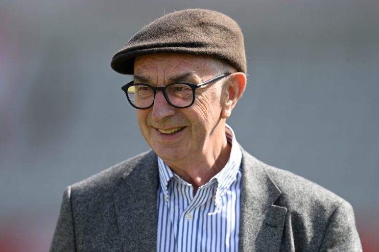 David 'Bumble' Lloyd has hit out at those saying Test cricket is dying, pointing to the packed crowds UK stadiums enjoy week in, week out.