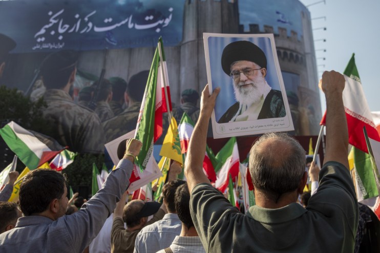Iran's blockage of the Strait of Hormuz could lead to a new European gas crisis. (Photo by Majid Saeedi/Getty Images)