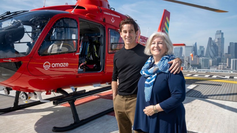 Omaze co-founder Matt Pohlson and his mum.