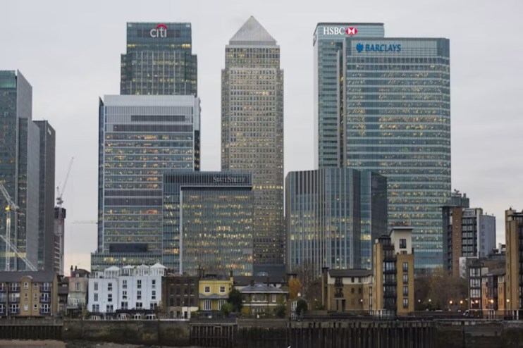 UK voters have backed a plan to keep wealthy investors in the UK by offering tax incentives.
