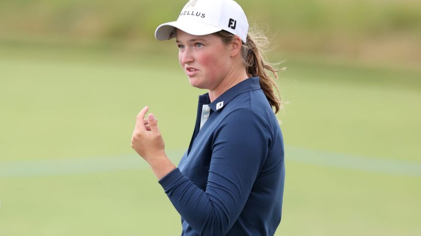 Lottie Woad has been installed as favourite for the Women's Open despite only just turning pro