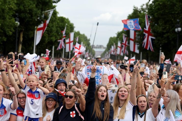 65,000 fans turned up to see the Lionesses parade in London